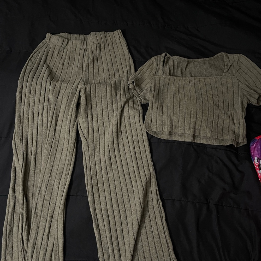 Ribbed Two-Piece Set